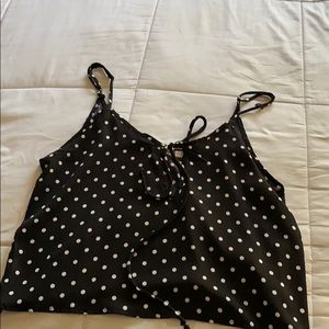 Poka-dot flowy crop